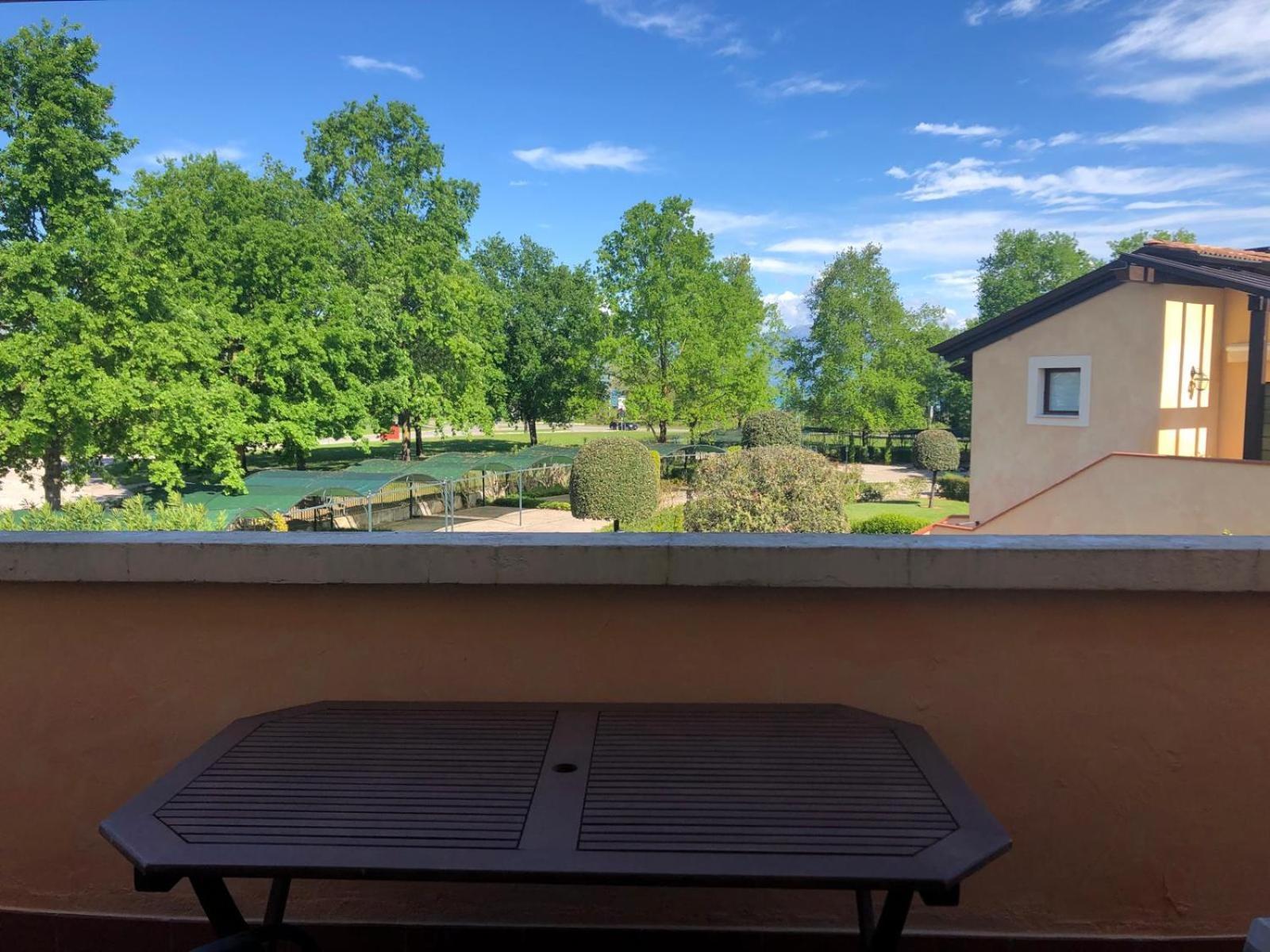 Lugana Resort & Sporting Club Peschiera del Garda Eksteriør bilde